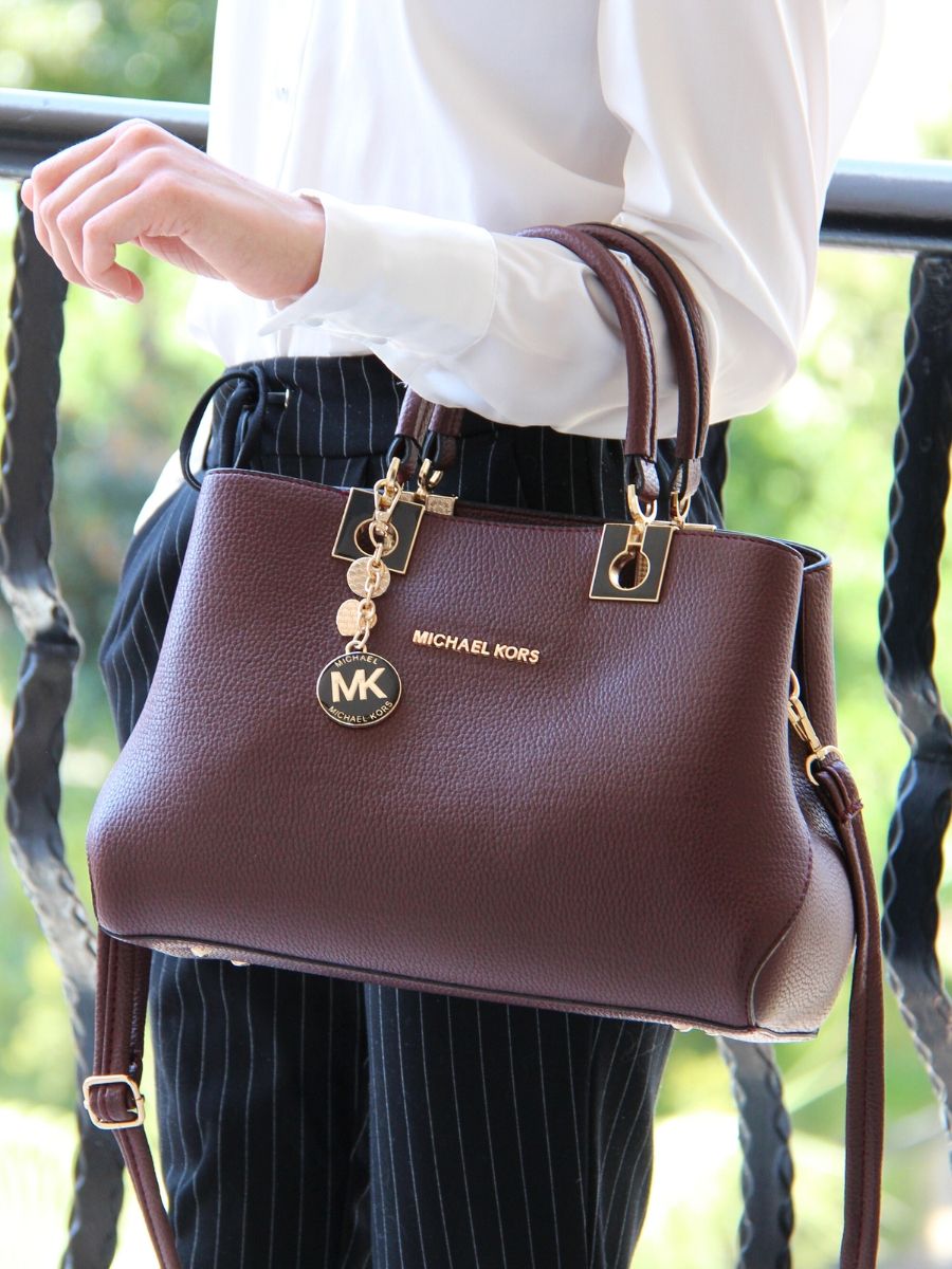Michael Kors divatos bőr táska